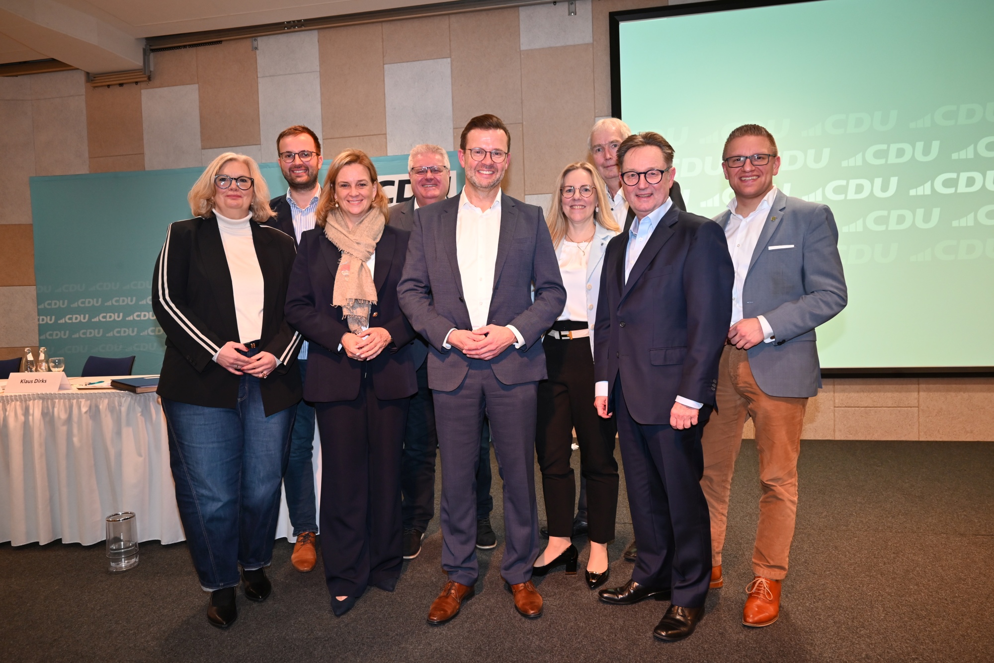 Der neue Vorstand (v.l.): Katrin Eckelmann, Stefan Schlepphorst, Pamela Westmeyer, Ren Seidel, Raphael Tigges, Diana Kochtokrax, Dirk Lehmann, Ulrich Wesolowski und Robin Rieksneuwhner