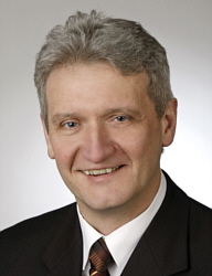Stellte den Energie-Antrag im Kreisausschuss: CDU-Fraktionsvorsitzender Dr. Heinrich Josef Sökeland Stellte den Energie-Antrag im Kreisausschuss: CDU-Fraktionsvorsitzender Dr. Heinrich Josef Sökeland