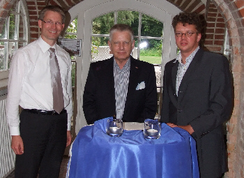 Dr. Michael Brinkmeier, MdL, Hans-Dieter Lehnen, Hauptgeschäftsführer der Mittelstands- und Wirtschaftsvereinigung der CDU/CSU und Bernd Tischler, Kreisvorsitzender des MIT-Kreisverbandes Güterslo Dr. Michael Brinkmeier, MdL, Hans-Dieter Lehnen, Hauptgeschäftsführer der Mittelstands- und Wirtschaftsvereinigung der CDU/CSU und Bernd Tischler, Kreisvorsitzender des MIT-Kreisverbandes Güterslo