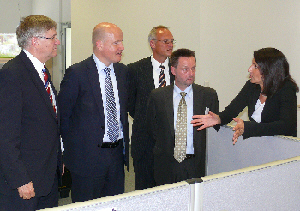 v. l.: Peter Hintze, Ralph Brinkhaus, Andreas Biermann, Ulrich Wesolowski (Flexicon AG), Gabriele Kison. v. l.: Peter Hintze, Ralph Brinkhaus, Andreas Biermann, Ulrich Wesolowski (Flexicon AG), Gabriele Kison.