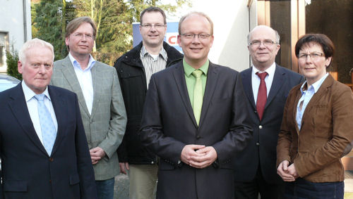 v.l.: Robert Dirkwinkel (Rietberg), Klaus Dirks (Schloß Holte-Stukenbrock), Matthias Humpert (Verl), André Kuper, Peter Bole (Rheda-Wiedenbrück), Renate Große-Wietfeld (Langenberg)
