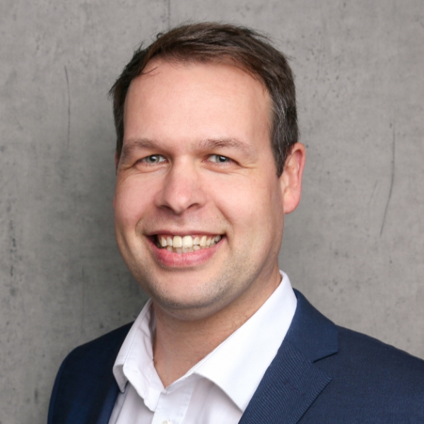  Stephan Hving
