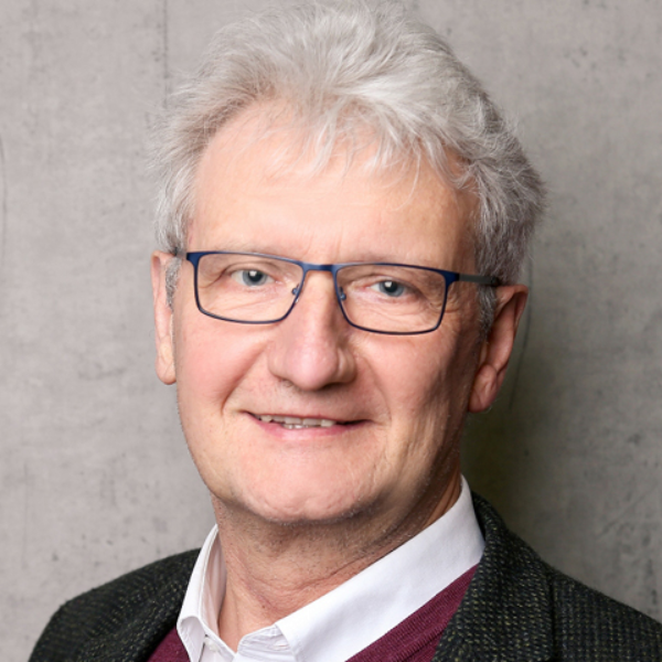Dr.  Heinz-Josef Sökeland